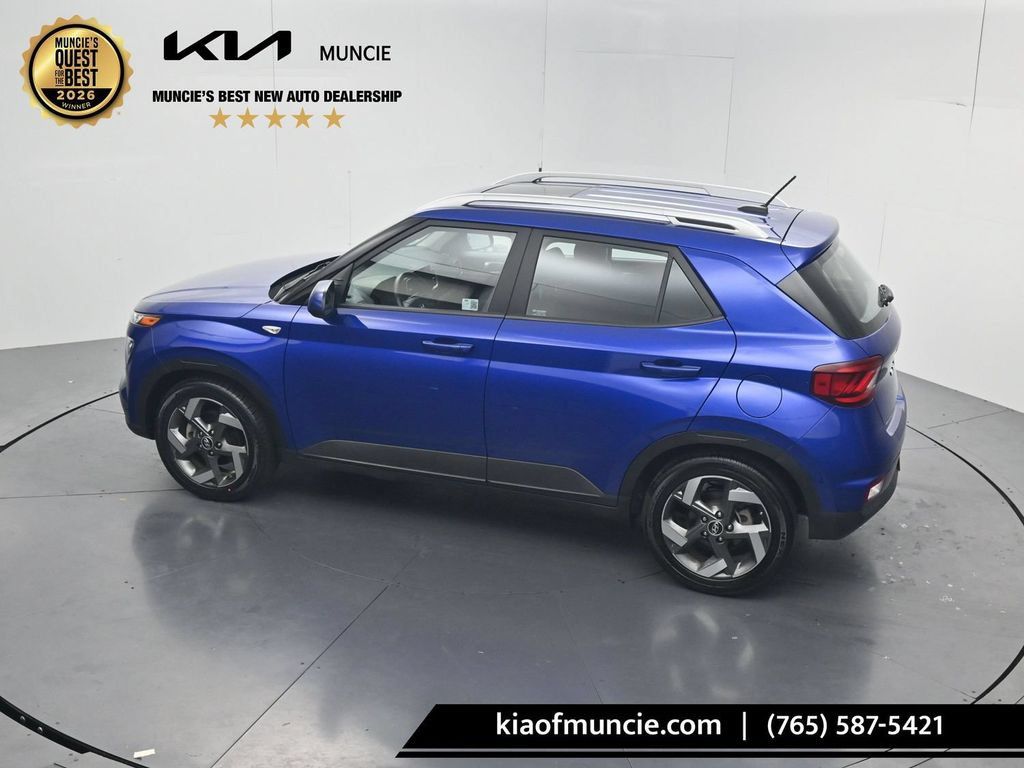 Used 2024 Hyundai Venue SEL FWD image 46