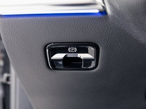 Used 2023 Mercedes-Benz S 580e 4MATIC Sedan image 10