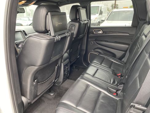 Used 2015 Jeep Grand Cherokee Overland image 17