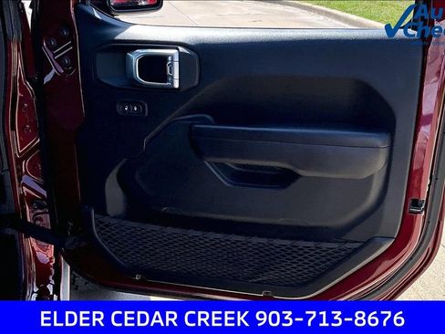 Used 2021 Jeep Wrangler Unlimited Rubicon AWD/4WD image 24