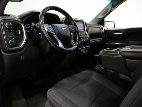 Used 2022 Chevrolet Silverado 1500 LT AWD/4WD image 10