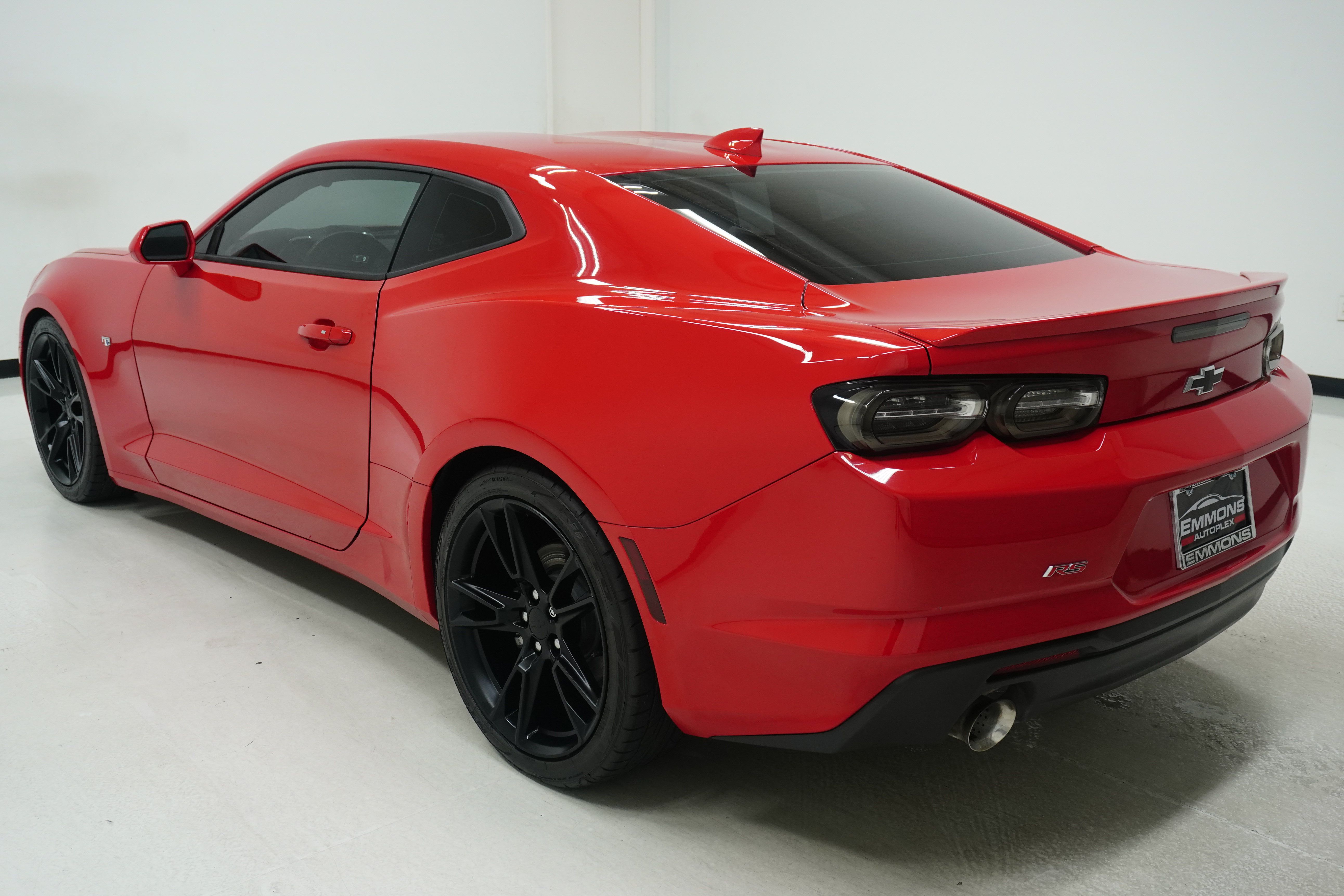 Used 2020 Chevrolet Camaro LT w/ RS Package RWD image 6
