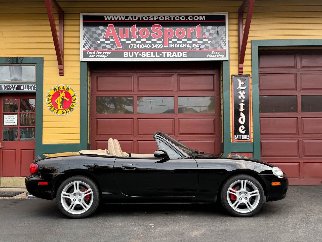 Used 2004 MAZDA MX-5 Miata LS RWD image 10
