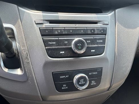 Used 2014 Honda Odyssey LX image 21