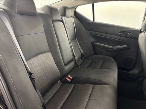 Used 2024 Nissan Altima 2.5 SV image 12