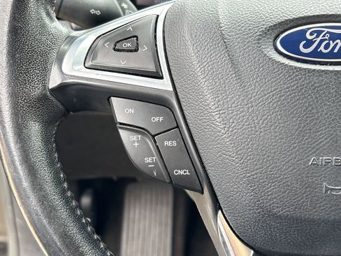 Used 2018 Ford Fusion SE w/ Equipment Group 601A image 19