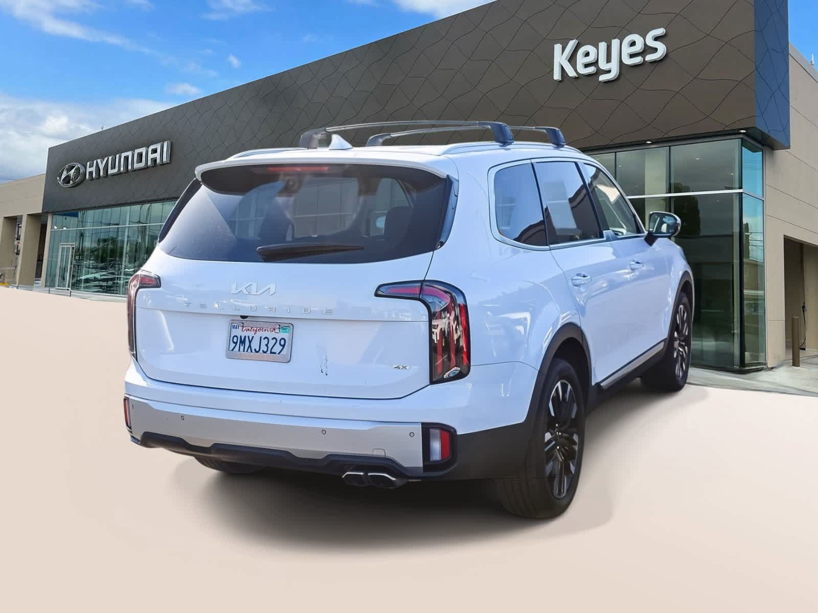 Used 2024 Kia Telluride SX Prestige AWD/4WD image 4