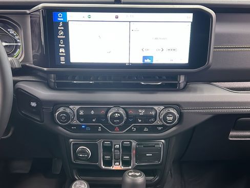 Used 2024 Jeep Wrangler Unlimited Sahara w/ Safety Group image 20