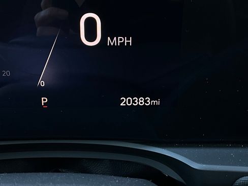 Used 2025 Buick Envista Preferred image 38