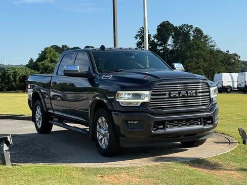 Used 2019 RAM 3500 Laramie RWD image 6