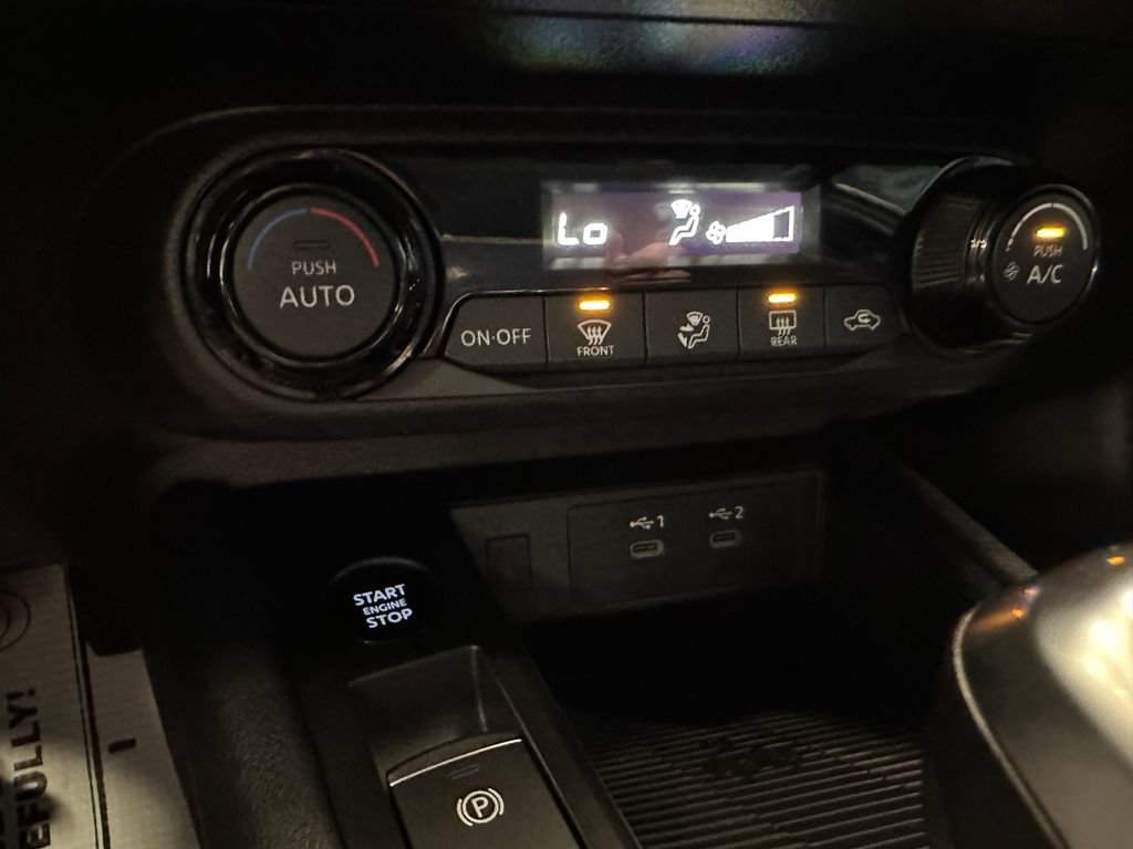 Used 2026 Nissan Kicks SV AWD/4WD image 13