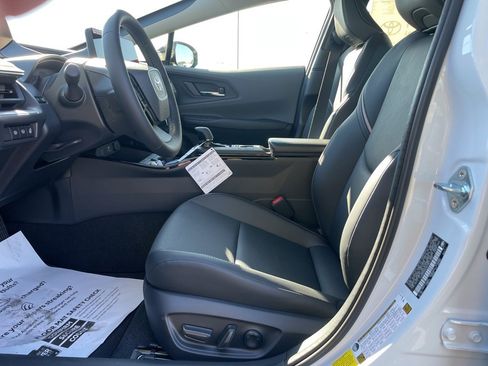 New 2026 Toyota Prius XLE image 11