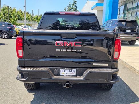 Used 2020 GMC Sierra 1500 Elevation w/ Elevation Value Package AWD/4WD image 4