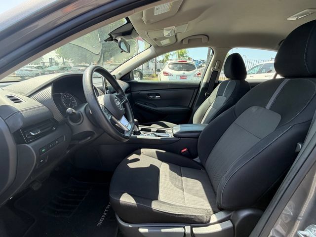 Used 2024 Nissan Sentra SV FWD image 28