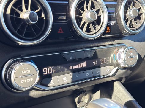 New 2025 Nissan Sentra SR image 26