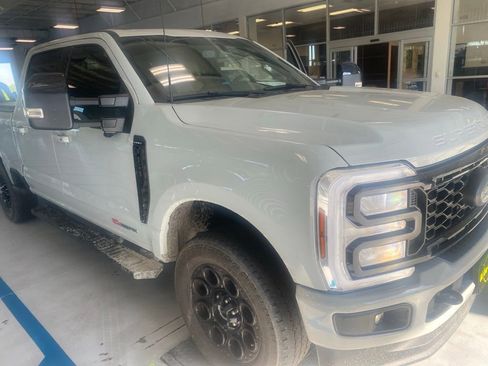 Used 2025 Ford F350 Lariat w/ Black Appearance Package AWD/4WD image 3