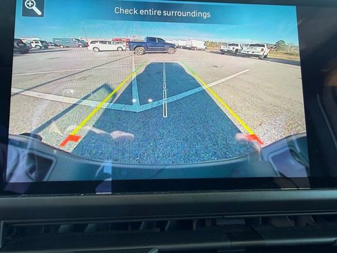 Used 2024 Jeep Gladiator Sport image 20