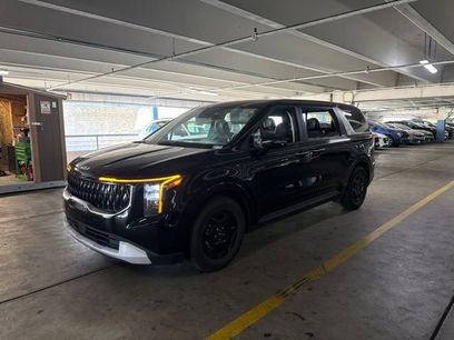 Certified 2025 Kia Carnival