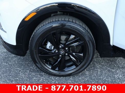 Certified 2024 Buick Encore GX Sport Touring image 9