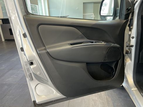Used 2019 RAM ProMaster City Tradesman FWD image 15
