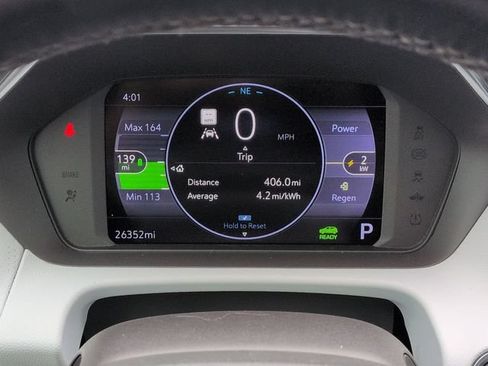 Used 2023 Chevrolet Bolt EUV Premier w/ Sun & Sound Package FWD image 28