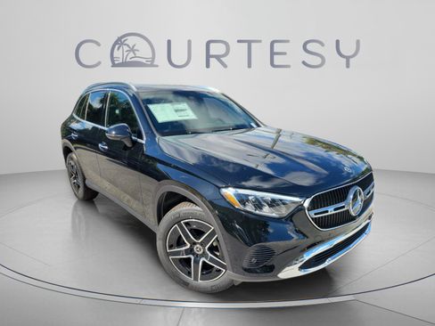 Certified 2026 Mercedes-Benz GLC 300 4MATIC image 5