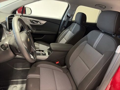 New 2025 Chevrolet Blazer LT w/ Convenience Package image 12