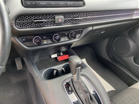 Used 2023 Honda HR-V Sport image 38