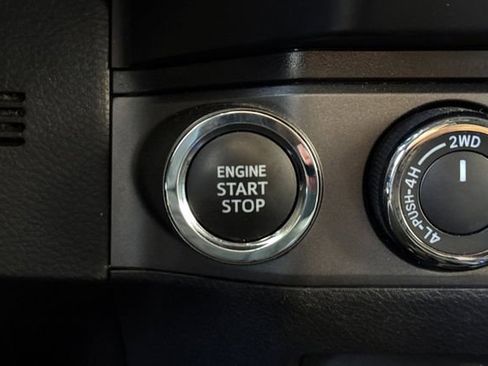 Used 2023 Toyota Tacoma TRD Off-Road AWD/4WD image 21