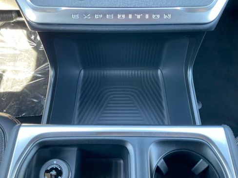 New 2026 Ford Expedition Tremor image 38