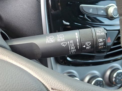 Used 2018 Chevrolet Spark LS image 22