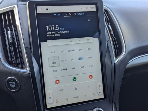 Used 2023 Ford Edge Titanium image 16