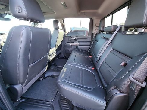 Used 2023 GMC Sierra 2500 Denali w/ Technology Package image 32