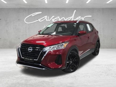 Used 2024 Nissan Kicks SV FWD image 1