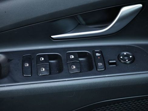 Certified 2025 Hyundai Elantra Blue image 16