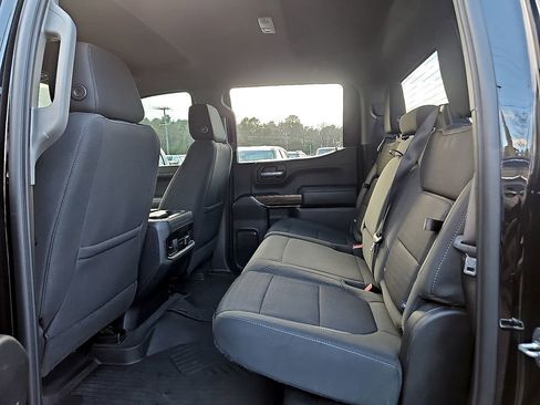 Used 2021 Chevrolet Silverado 1500 RST image 10