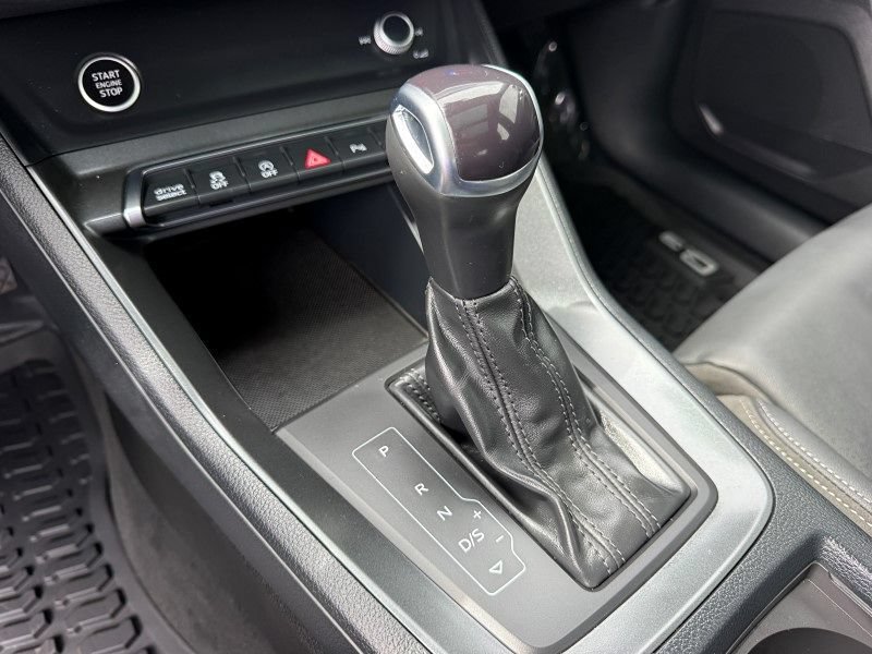 Used 2022 Audi Q3 2.0T Premium Plus w/ Premium Plus Package AWD/4WD image 27