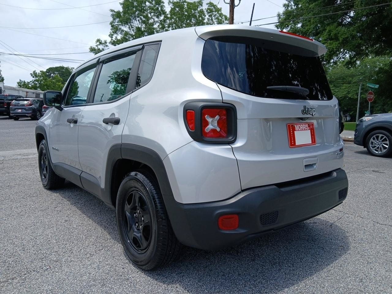 Used 2021 Jeep Renegade Sport FWD image 8