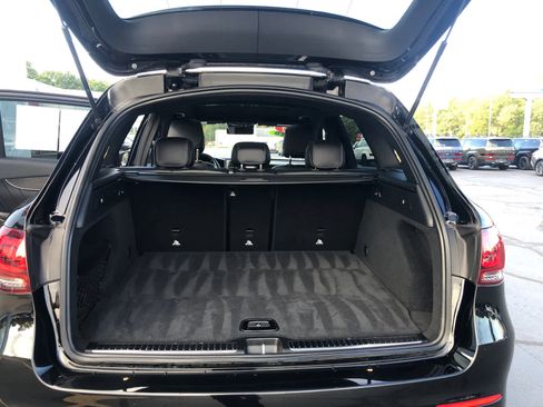 Used 2022 Mercedes-Benz GLC 300 4MATIC image 37