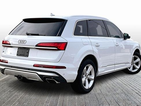 Used 2025 Audi Q7 3.0T Premium image 9