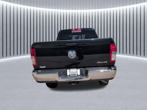 Used 2024 RAM 2500 Tradesman w/ Chrome Appearance Group AWD/4WD image 18