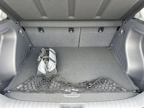 New 2026 Hyundai Kona SEL Premium image 8