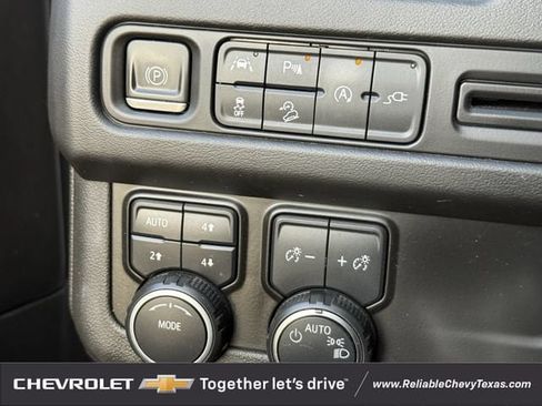 Used 2022 Chevrolet Suburban Z71 AWD/4WD image 27