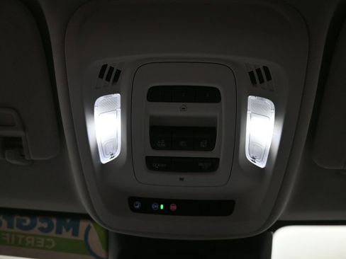 Used 2024 Buick Envision Sport Touring image 17