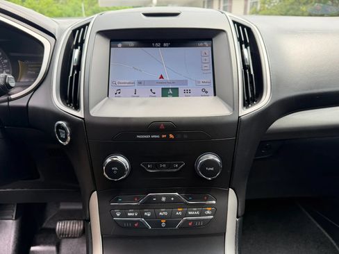 Used 2019 Ford Edge SEL w/ Equipment Group 201A AWD/4WD image 22
