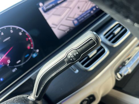 Used 2025 Mercedes-Benz GLS 450 450 image 26