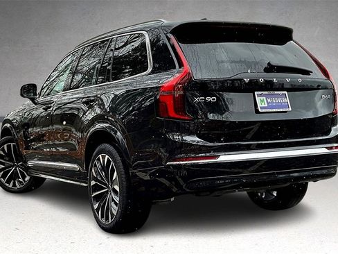 New 2025 Volvo XC90 B6 Plus image 3