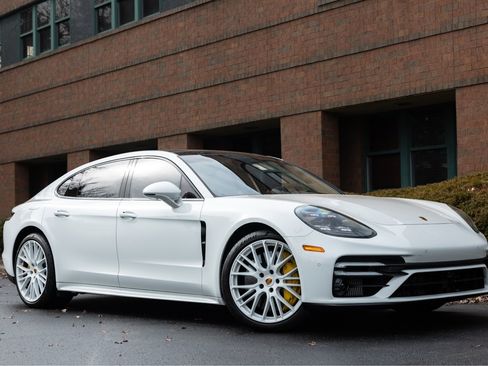 Used 2023 Porsche Panamera Turbo S Executive image 1