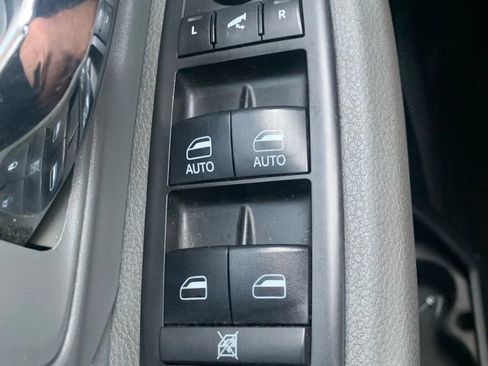 Used 2018 RAM 1500 Lone Star image 25