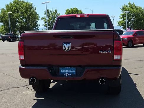 Used 2018 RAM 1500 Express w/ Express Value Package AWD/4WD image 7